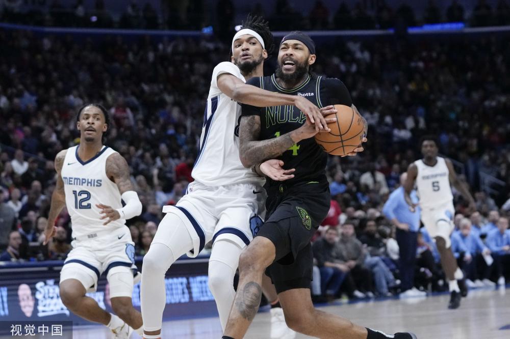 一位球员近 一位球员近